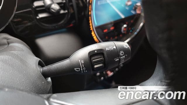 Mini Cooper 3세대, 2022 15