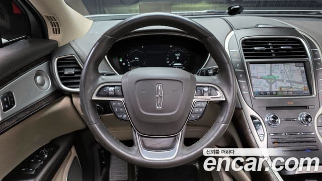 Lincoln Nautilus 1세대, 2020 13