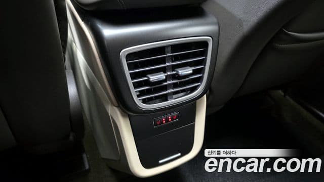 Lincoln Nautilus 1세대, 2020 18