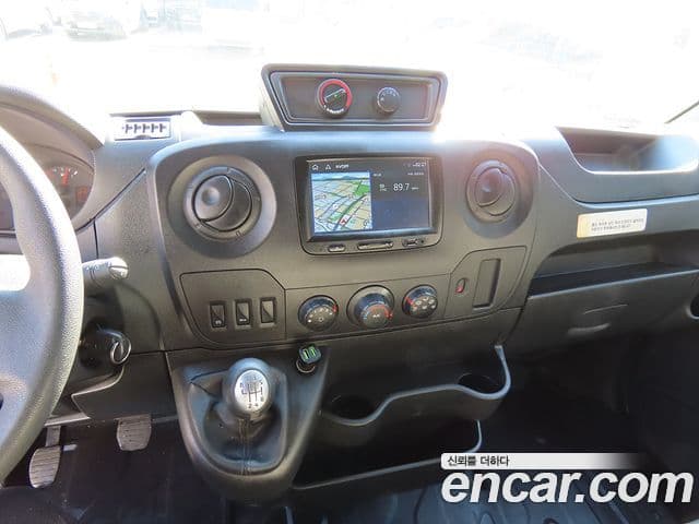 Renault Korea(Samsung) Master 2.3 15인승, 2019 14
