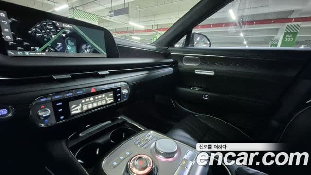 Genesis G90 (RS4) бензин 3.5 турбо AWD, 2023 18