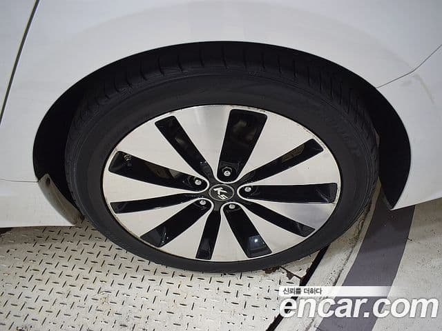 Kia K5 Prestige, 2012 19