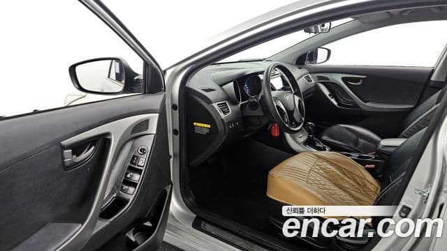 Hyundai The / новый New Avante Style, 2014 11