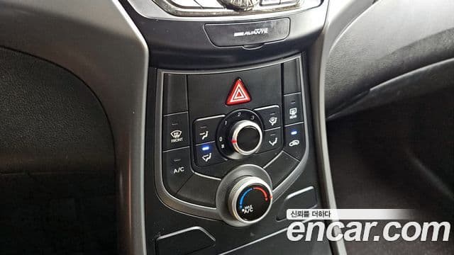 Hyundai The / новый New Avante Style, 2014 17