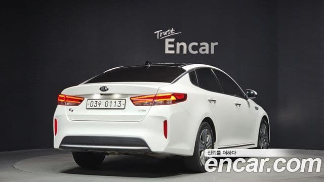 Kia K5 гибрид 2세대 Special, 2016 2