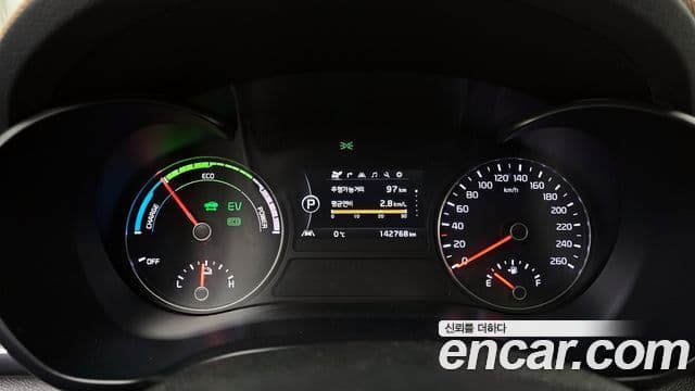 Kia K5 гибрид 2세대 Special, 2016 8
