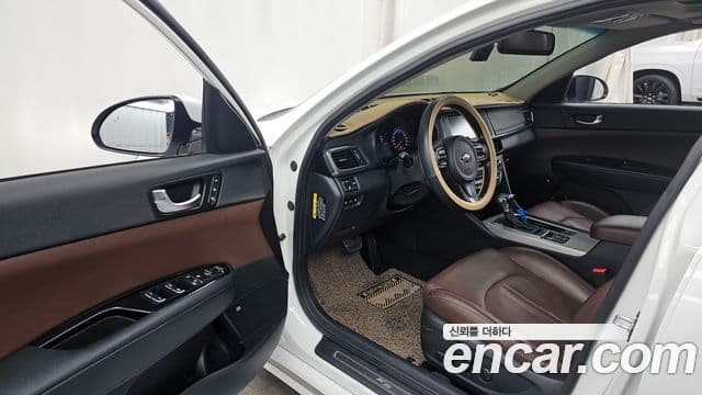 Kia K5 гибрид 2세대 Special, 2016 10