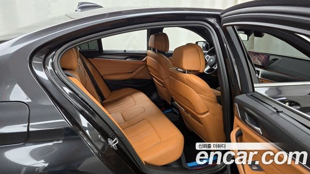 BMW 5시리즈 (G30) 520i M Sport, 2022 12