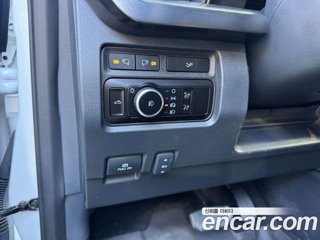 Ford F350 3세대, 2023 19