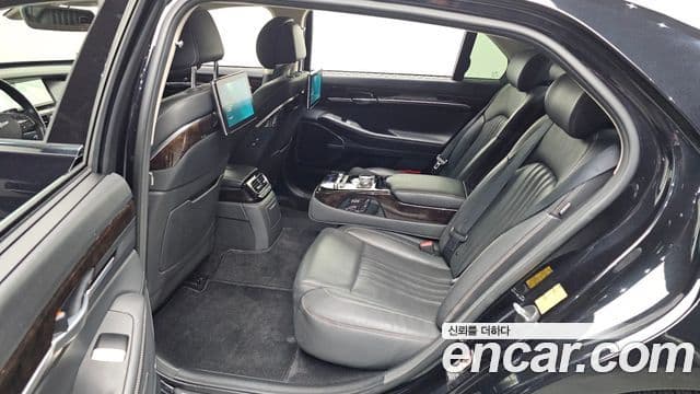 Genesis G90 Premium Luxury, 2020 11