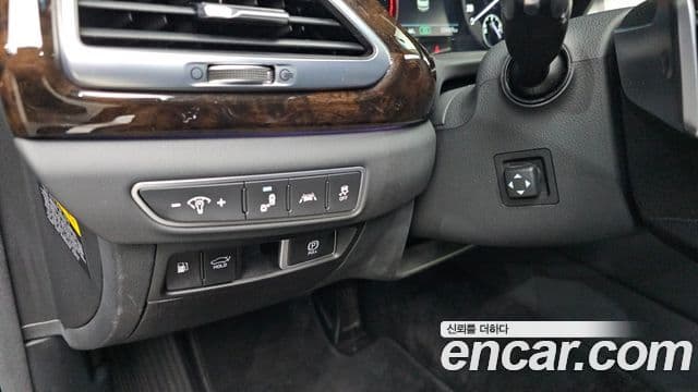 Genesis G90 Premium Luxury, 2020 13