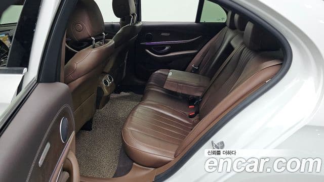 Mercedes-Benz E-класс W213 Exclusive, 2017 11