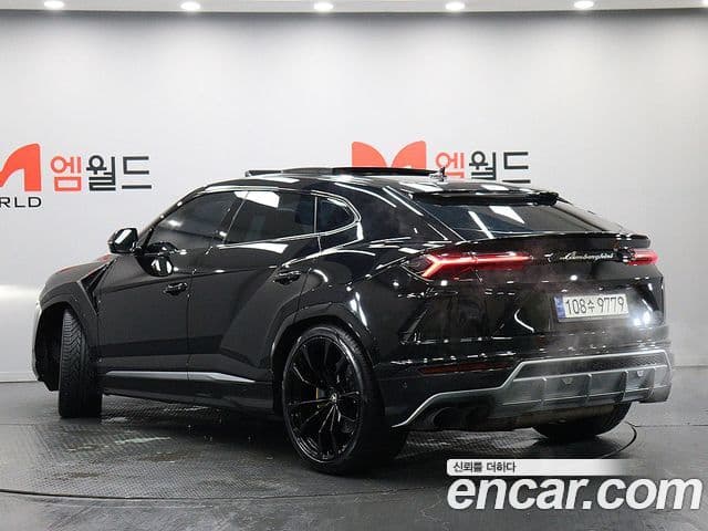 Lamborghini Urus 4.0 V8, 2021 3
