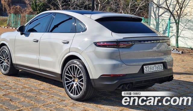 Porsche Cayenne (PO536) 3.0 купе, 2020 8