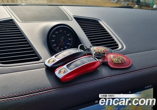 Porsche Cayenne (PO536) 3.0 купе, 2020 17