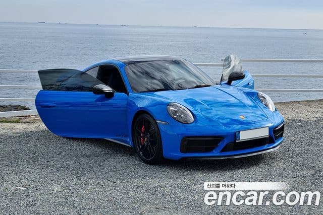 Porsche 911 (992) Carrera 4 GTS, 2022 4