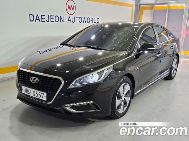 Hyundai LF Sonata гибрид Modern Special, 2017 1