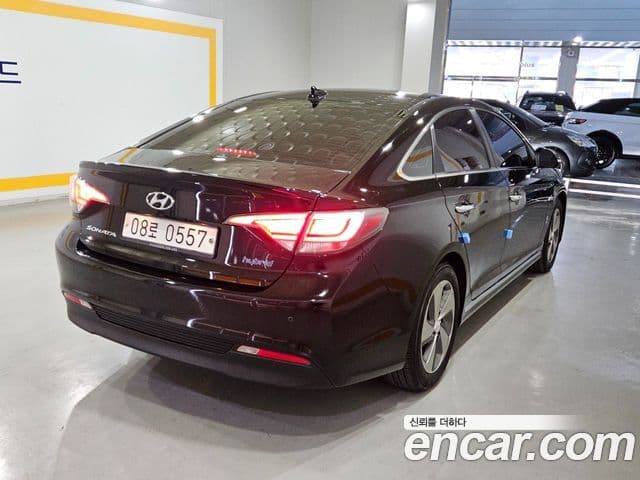 Hyundai LF Sonata гибрид Modern Special, 2017 все фото
