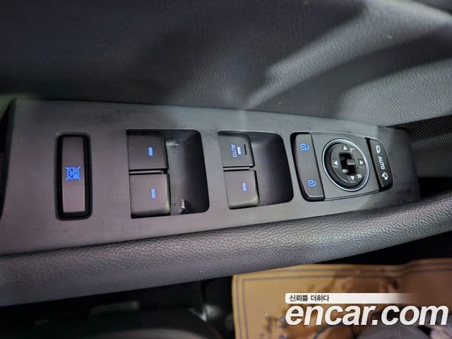 Hyundai LF Sonata гибрид Modern Special, 2017 13