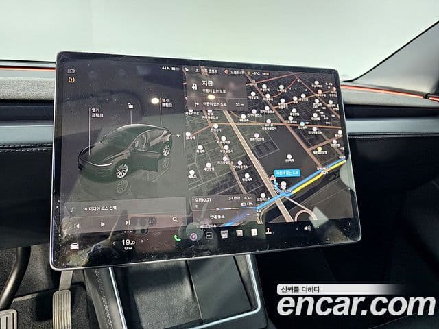 Tesla модель Y Long Range AWD, 2025 14