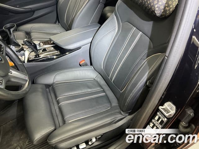 BMW 5시리즈 (G30) 520i M Sport, 2022 все фото