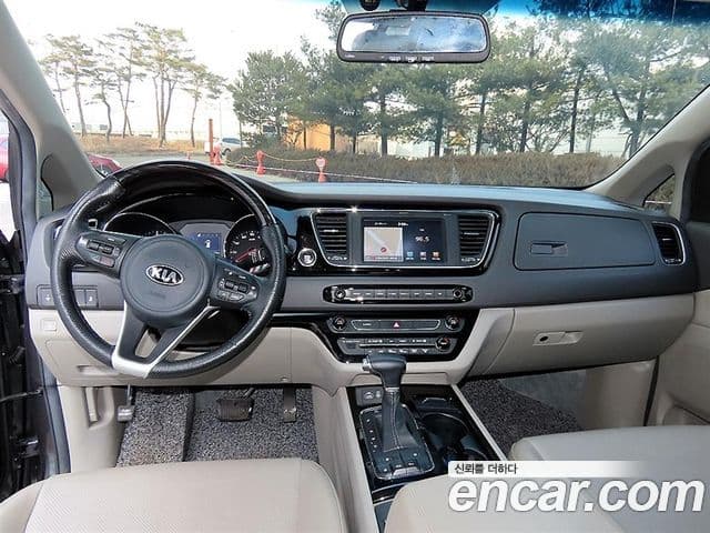 Kia All New Carnival Prestige, 2017 7