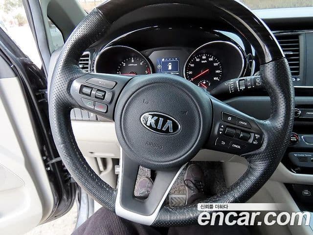 Kia All New Carnival Prestige, 2017 8
