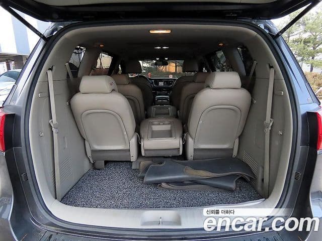 Kia All New Carnival Prestige, 2017 17