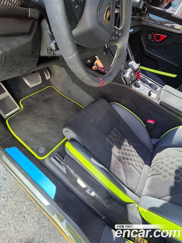 Lamborghini Urus 4.0 V8 Performante, 2025 11