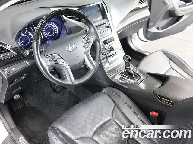 Hyundai Grandeur HG Modern, 2014 17