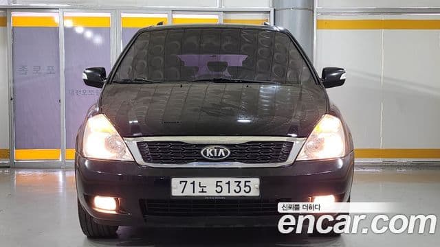 Kia Carnival R Premium, 2013 2
