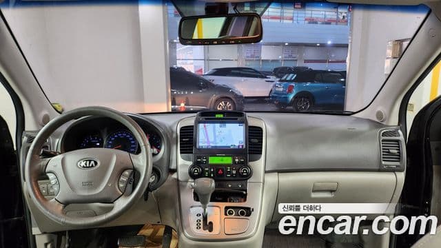 Kia Carnival R Premium, 2013 7