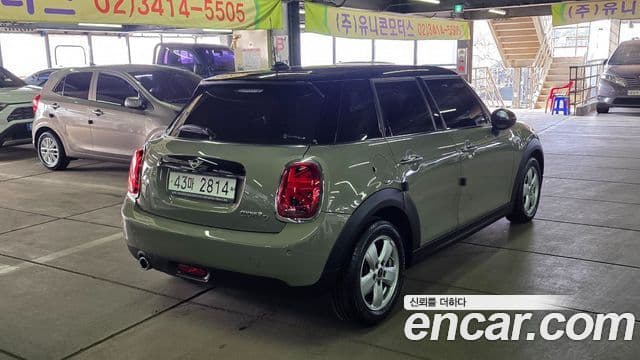 Mini Cooper D 3세대, 2019 4