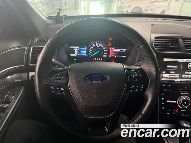 Ford Explorer 5세대, 2016 8