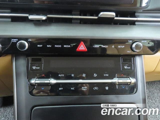 Kia Carnival 4세대 Prestige, 2023 11