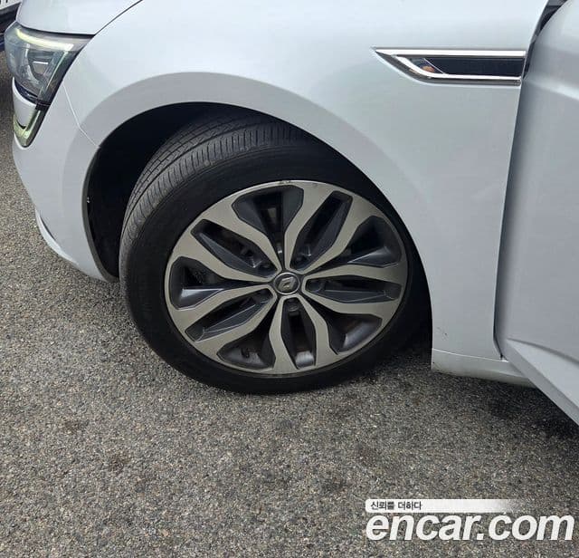 Renault Korea(Samsung) SM6 2.0 LPe LE (для людей с инвалидностью), 2017 6