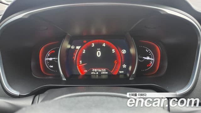 Renault Korea(Samsung) SM6 2.0 LPe LE (для людей с инвалидностью), 2017 13