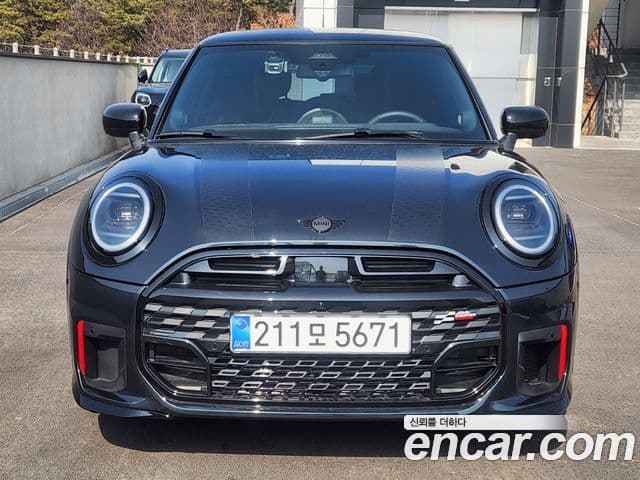 Mini Cooper S 4세대 JCW, 2025 3
