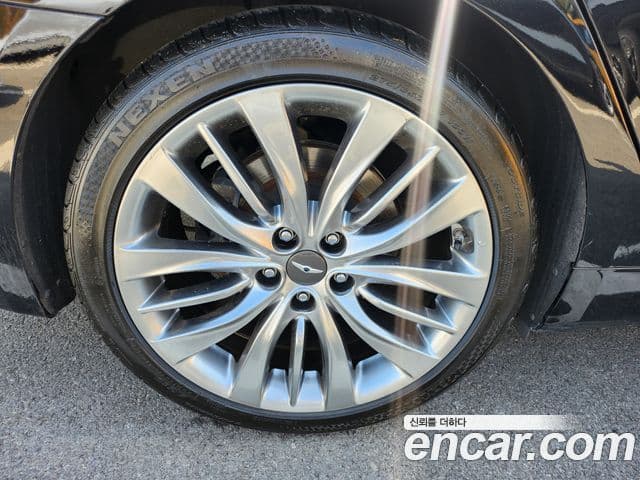 Genesis G80 Premium Luxury, 2017 все фото