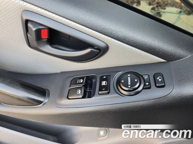 Hyundai Grand Starex Smart, 2017 10