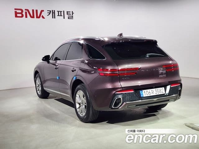 Genesis GV70, 2021 4