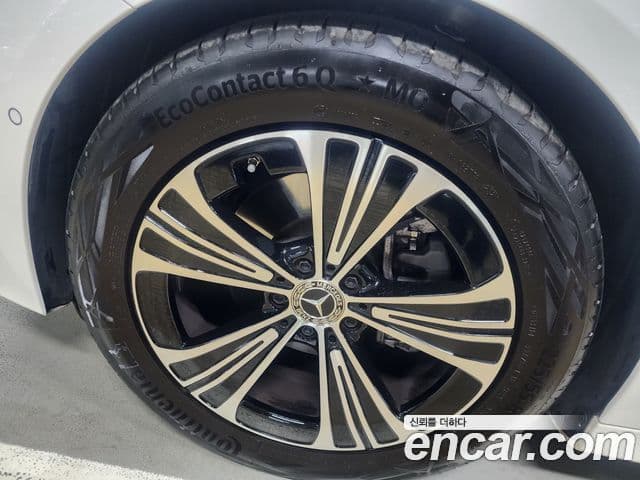 Mercedes-Benz E-класс W214 Avantgarde, 2025 7