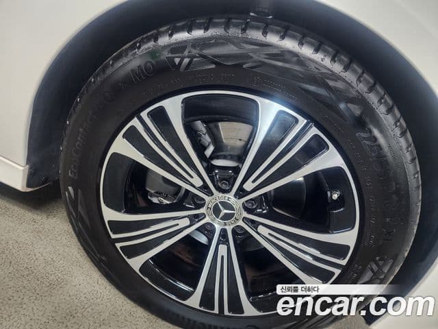 Mercedes-Benz E-класс W214 Avantgarde, 2025 8