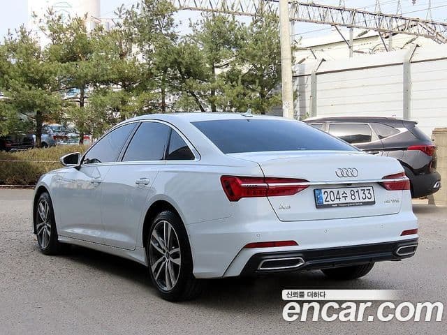 Audi A6 (C8) Premium, 2023 3