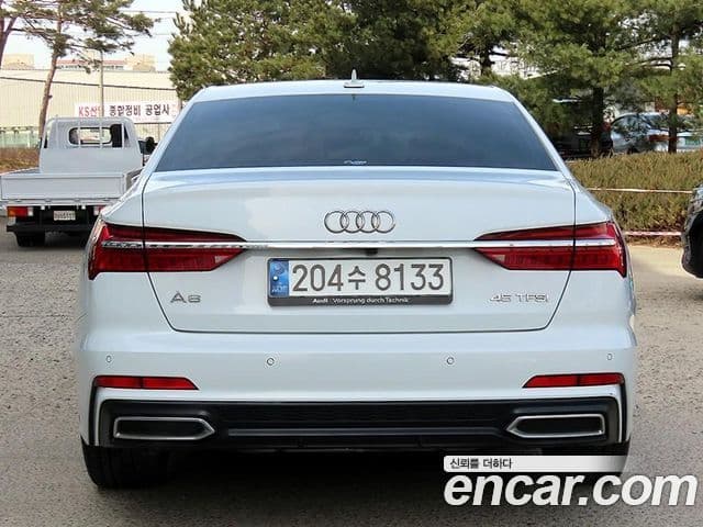 Audi A6 (C8) Premium, 2023 4