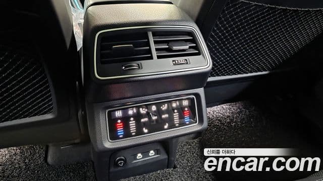 Audi e-Tron S, 2022 19