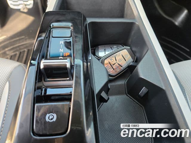 KG모빌리티(SsangYong) The / новый New Torres T7, 2026 13