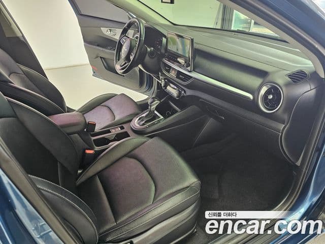 Kia The / новый New K3 2세대 Prestige, 2022 7