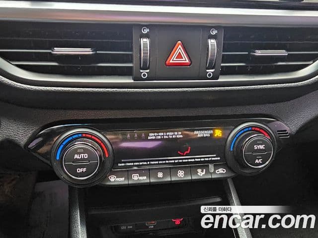 Kia The / новый New K3 2세대 Prestige, 2022 12