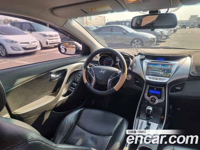 Hyundai Avante MD Modern, 2013 11